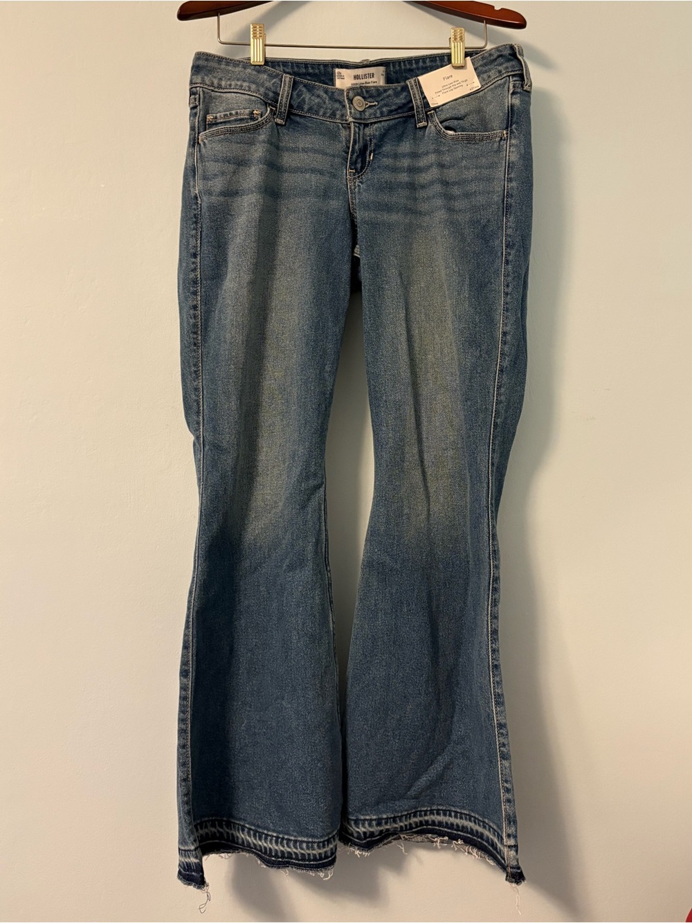 NWT Hollister Ultra Low Rise Flare Jeans 31